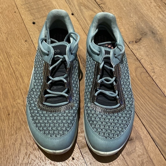 ECCO Biom Leather sneakers Blue Gray Lace up Size 8 (EU39) - Picture 1 of 10